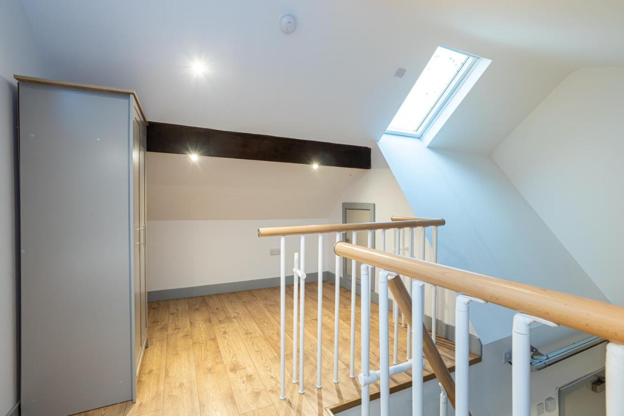 Pillo Rooms Serviced Apartments - Salford Μάντσεστερ Εξωτερικό φωτογραφία