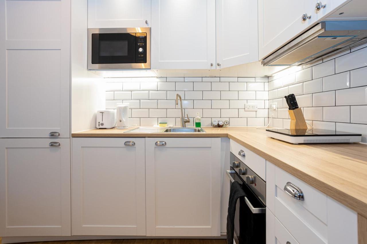 Pillo Rooms Serviced Apartments - Salford Μάντσεστερ Εξωτερικό φωτογραφία